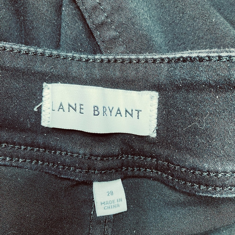 Lane Bryant Women's Black pedal jegging Jeans
